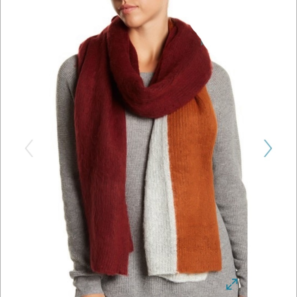 14th & Union Winter Scarf Colorblock Muffler Canincore Cozy NWT